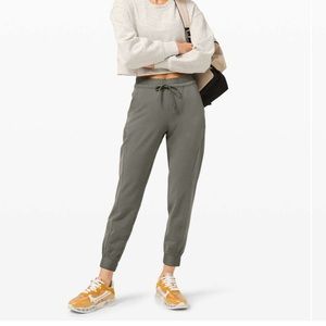 lululemon refreshed routine jogger